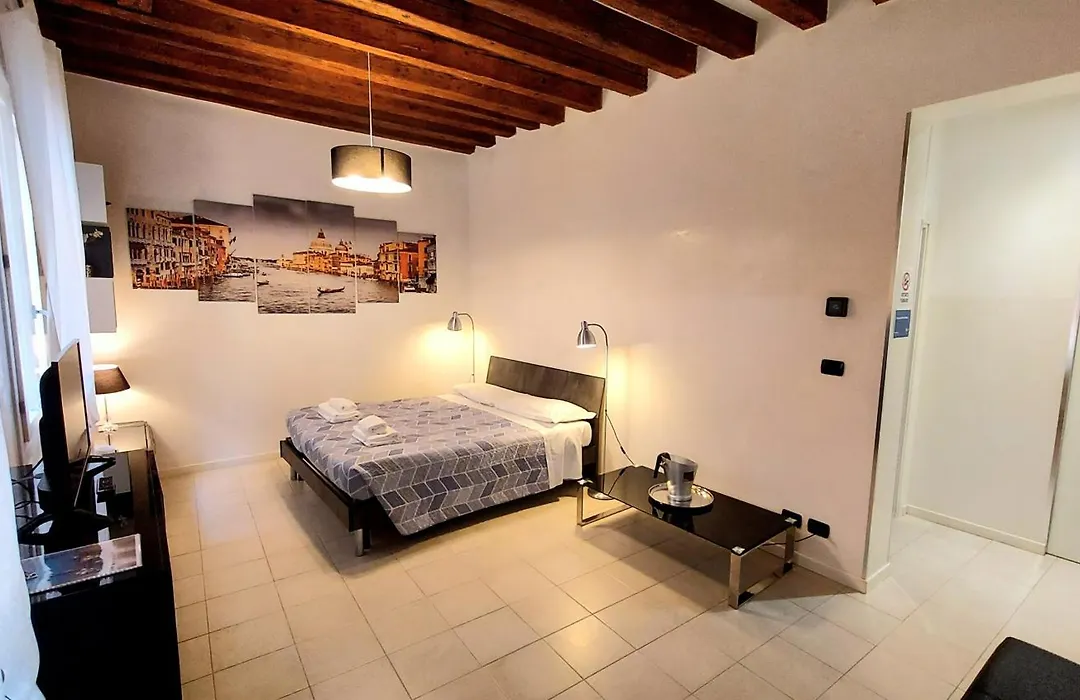 Palazzo Del Sale, Rialto-1