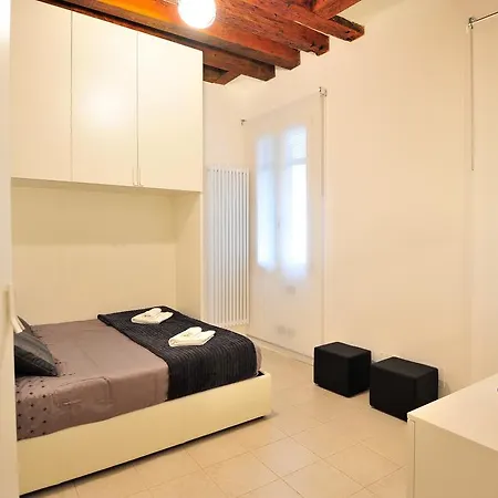 Palazzo Del Sale, Rialto-2